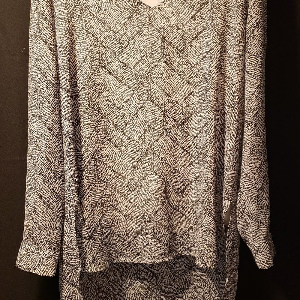 Joan Vass New York size Large.  Tunic top with long sleeves.